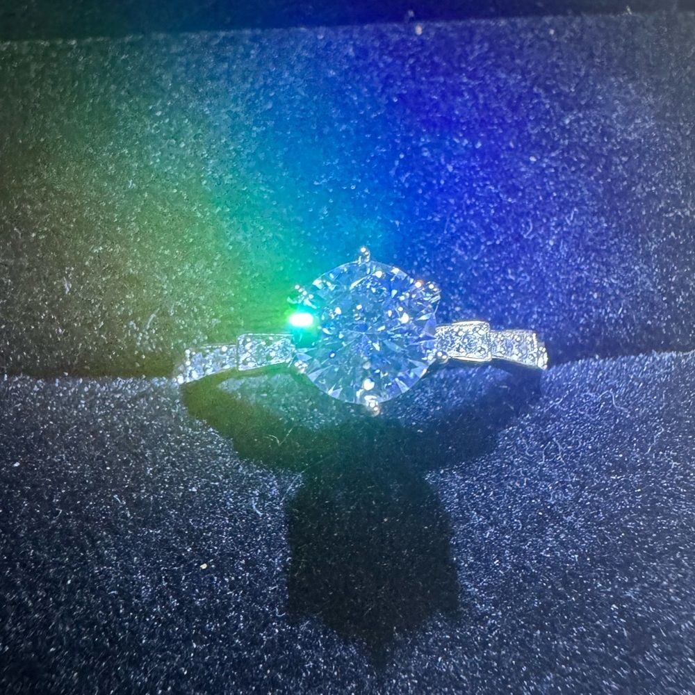 BendéLyon - 1 CT Moissanite, Engagement Ring, 925 Silver, White Gold Plating